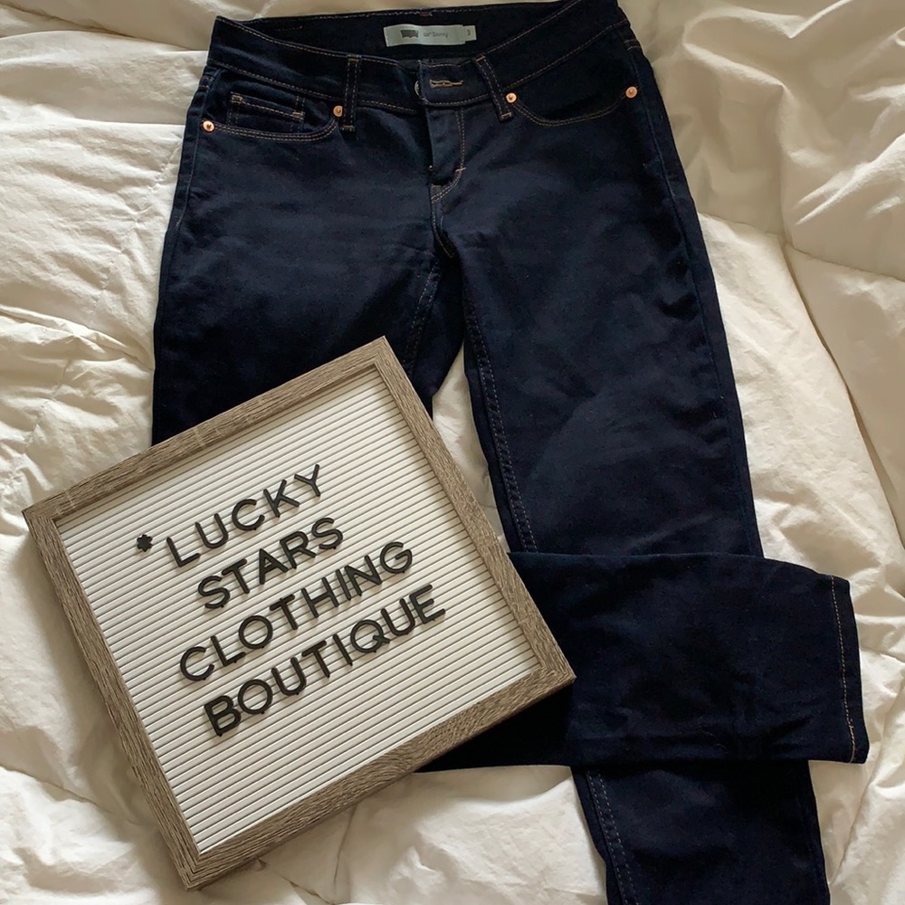 Juniors Levi Skinny Stretch Jean